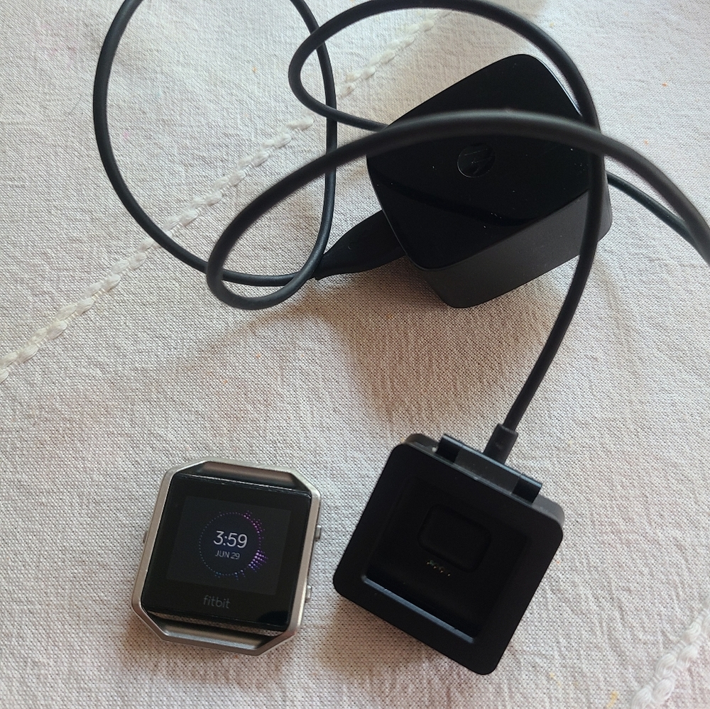 Fitbit blaze (without band) and charger